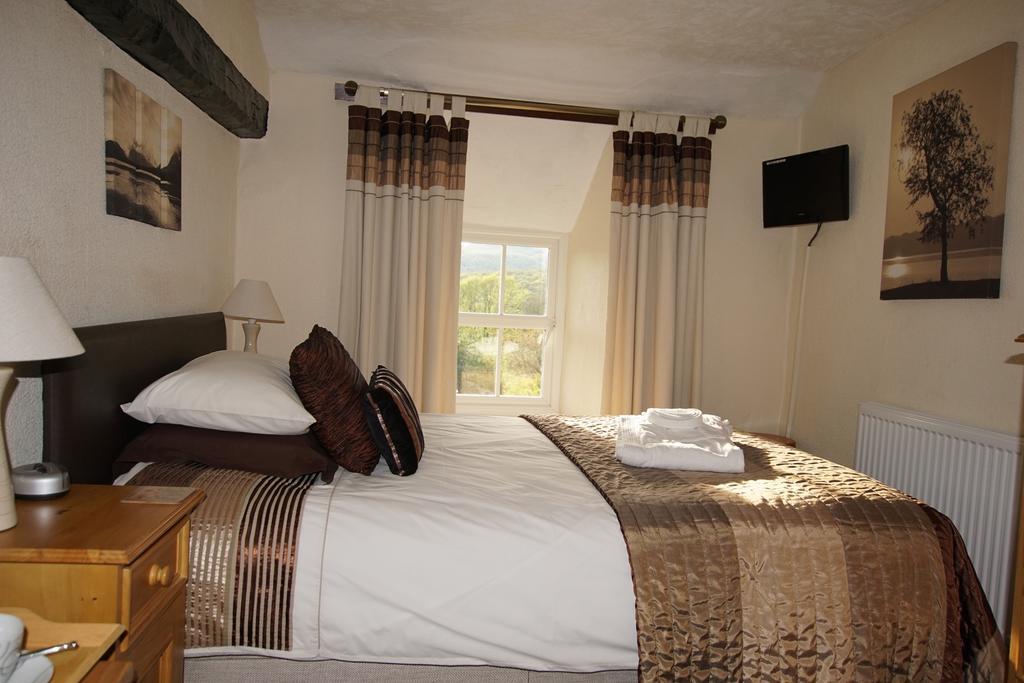 Crosslands Farm Hotel Кендал Екстериор снимка